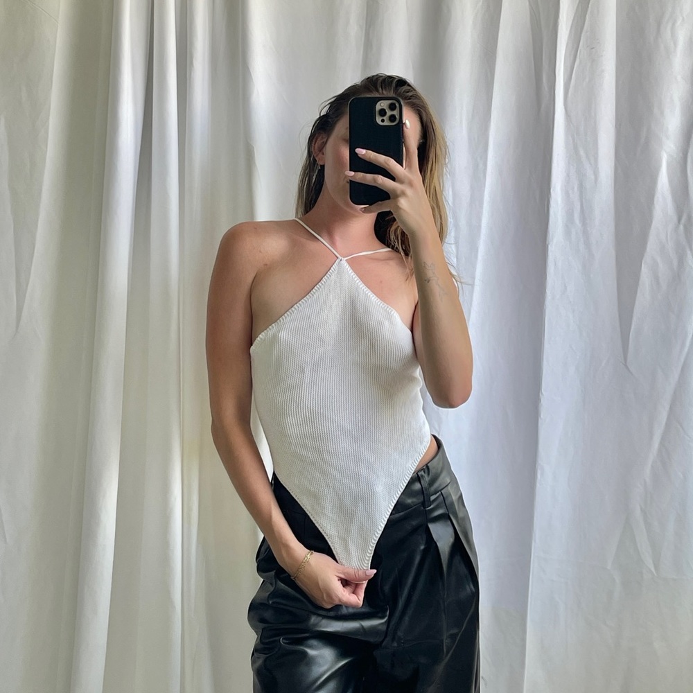 Out of office halter
